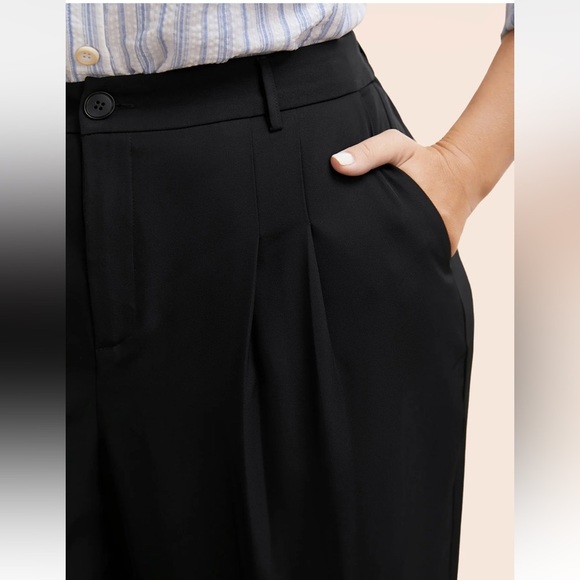 BloomChic Stretch Woven Pleated Elastic Waist Pants us size12 - Picture 4 of 8